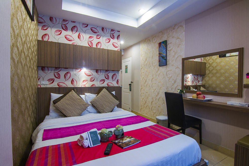 Oyo 146 Rivana Boutique By Sandara Pattaya Eksteriør billede